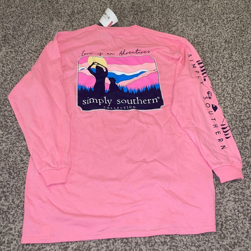 Brand NWT youth medium Simply Southern